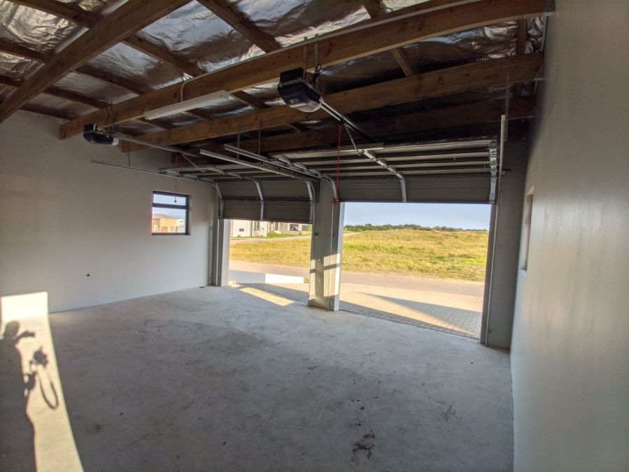 4 Bedroom Property for Sale in Kidds Beach Eastern Cape